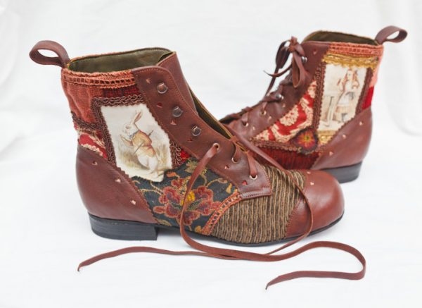 Pendragon Shoes: handcrafted on Queenslands Sunshine Coast. Alice Boots